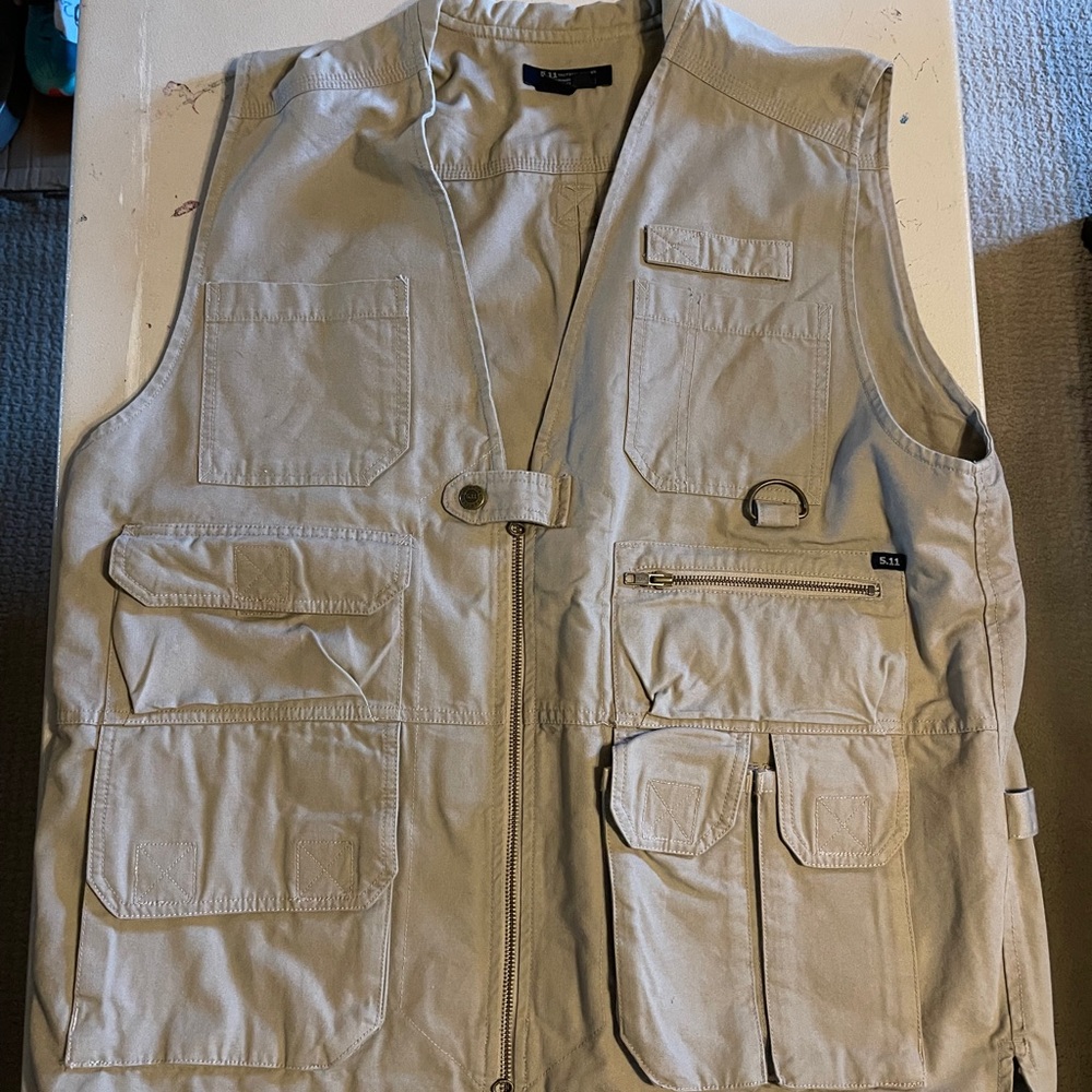 5.11 Tactical Concealment Vest, 100% Cotton, early 2000’s vintage, never worn,